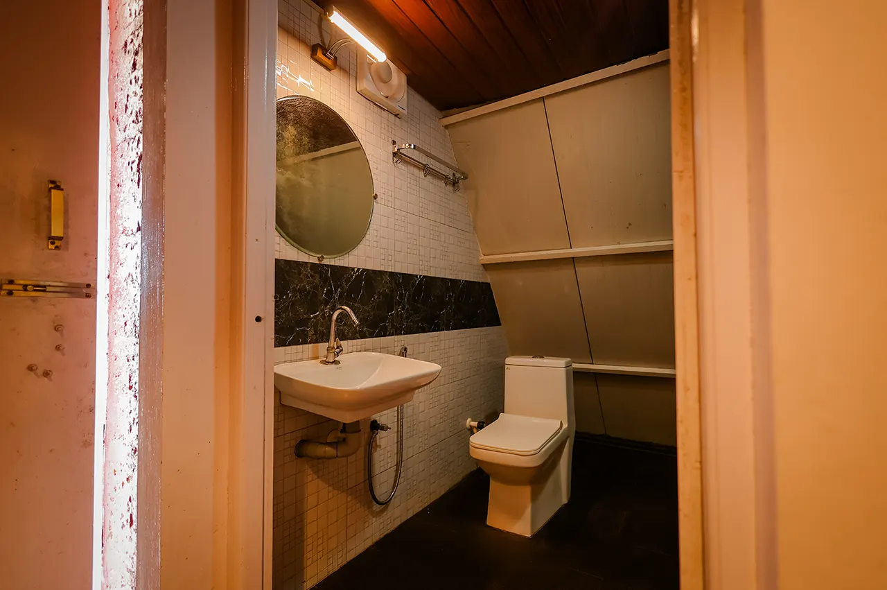A Frame Cottage 8