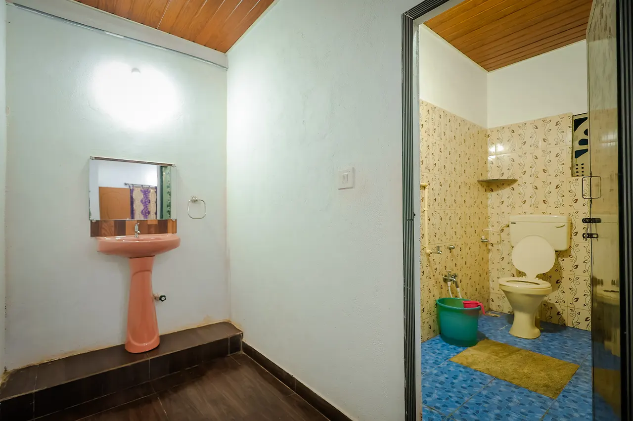 Standard Room 2 - 4